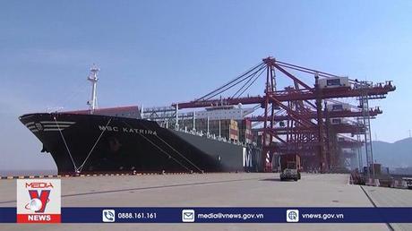 FED thừa nhận giảm lạm phát khiến tăng trưởng kinh tế giảm