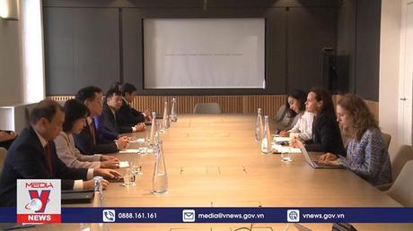 Trưởng Ban Tuyên giáo Trung ương thăm và làm việc tại Thụy Sỹ