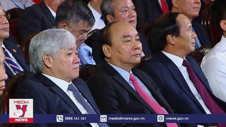 Vinh danh 100 Nông dân Việt Nam xuất sắc năm 2022