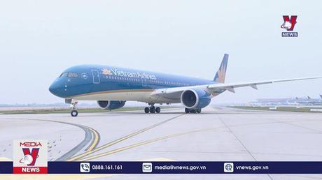 Nhiều chuyến bay bị hủy do bão 