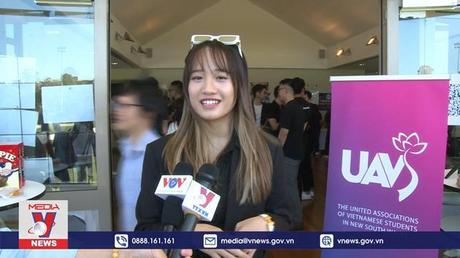 Sinh viên Việt Nam giới thiệu văn hóa truyền thống tại Australia