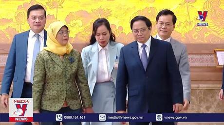 Thủ tướng hội kiến Tổng thống Singapore