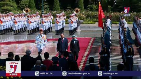 Lễ đón chính thức Tổng thống Singapore tới Việt Nam 