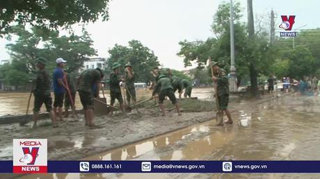 Ngập lụt tiếp diễn tại Quảng Bình và Thừa Thiên Huế 