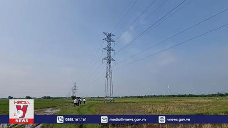 Trụ điện 110kv tại Ninh Thuận bị mất trộm phụ kiện