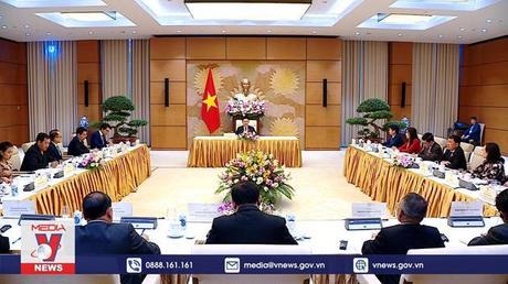 Chủ tịch Quốc hội tiếp Chủ nhiệm Ủy ban Đối ngoại của Quốc hội Lào, Campuchia