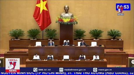 Quốc hội thảo luận về dự thảo Luật Khám bệnh, chữa bệnh (sửa đổi)