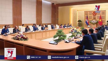 Thủ tướng hội kiến Chủ tịch Thượng viện Campuchia