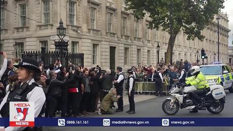 Tổng thống Mỹ điện đàm với lãnh đạo mới của Anh và Italy