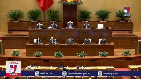 Giải quyết tình trạng thiếu giáo viên tại các địa phương 