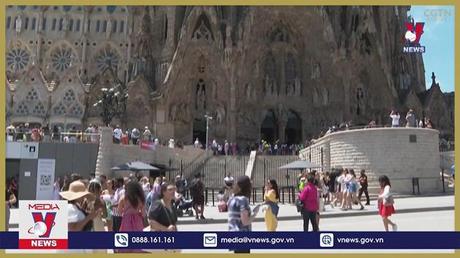 Cảnh báo về làn sóng dịch COVID-19 mới tại châu Âu