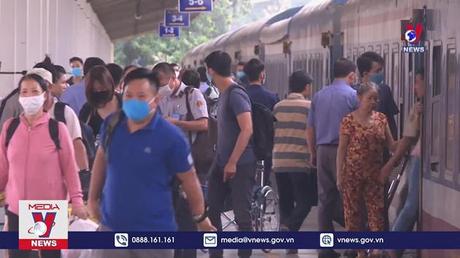 Nhiều chương trình giảm giá vé tàu tới cuối năm