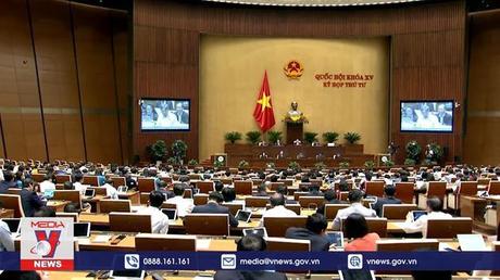 Quốc hội bắt đầu thảo luận về kinh tế - xã hội