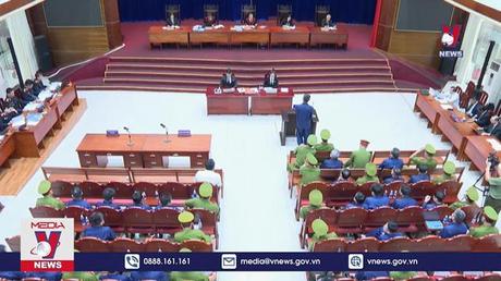 Đào Ngọc Viễn khai nhận là không biết buôn bán xăng dầu