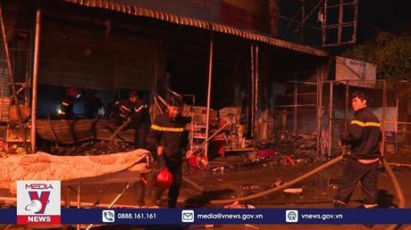 Cháy cửa hàng bách hóa, 3 người tử vong