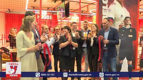 Nhà Đỏ Bỉ, khu vực dành cho các fan hâm mộ bóng đá