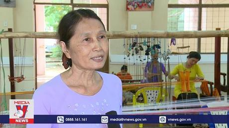 Phát huy bản sắc văn hóa nâng cao đời sống đồng bào Chăm