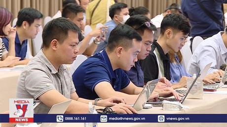 Nhiều vấn đề nóng về Y tế, Giáo dục được giải đáp