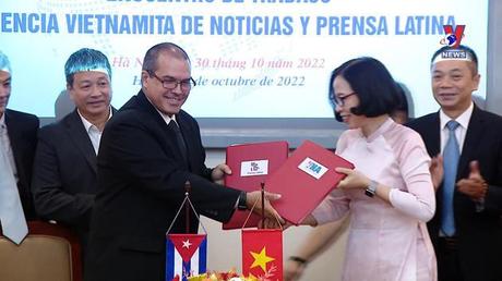 Bản tin tiếng Anh ngày 30/10/2022