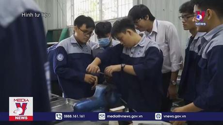 Dự kiến không đào tạo từ xa ngành sức khoẻ, giáo viên 