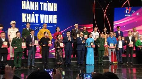 Bản tin tiếng Anh ngày 31/10/2022
