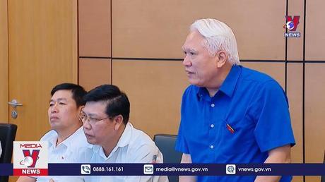 Quốc hội thảo luận tại tổ về các dự án luật