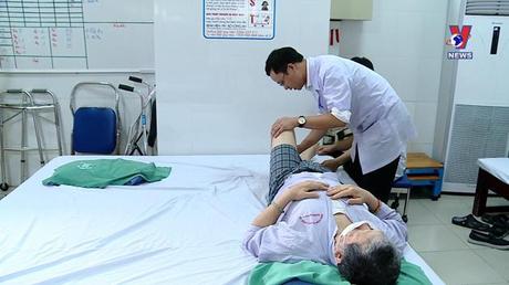 Vì an sinh cuộc sống: BHYT góp phần chăm sóc người cao tuổi