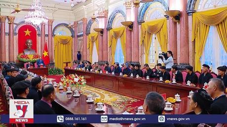 Chủ tịch nước gặp mặt đại biểu người có uy tín tiêu biểu tỉnh Hà Giang