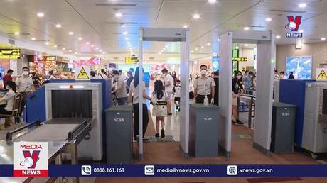 Giá vé máy bay Tết tăng vọt 