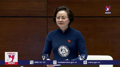 Bộ trưởng Nội vụ trả lời chất vấn của ĐBQH