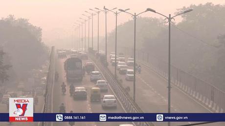 Ấn Độ đóng cửa trường học do ô nhiễm không khí