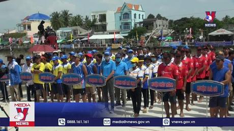 Khai mạc giải đua ghe Ngo mừng lễ hội Ok Om Bok năm 2022 