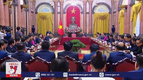 Chủ tịch nước gặp mặt đoàn Doanh nhân Sao đỏ