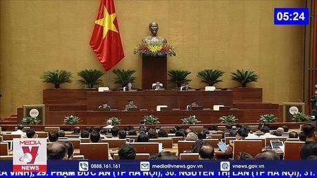 Quốc hội thông qua Luật Thực hiện dân chủ ở cơ sở