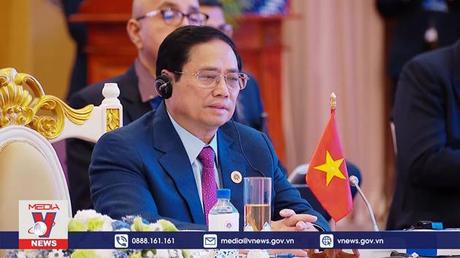 Thủ tướng dự Hội nghị cấp cao ASEAN với các đối tác