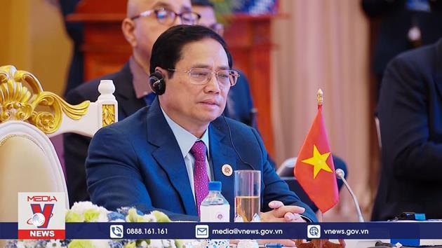 Thủ tướng dự Hội nghị cấp cao ASEAN với các đối tác