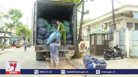 Tạm giữ nhiều kiện hàng không rõ nguồn gốc xuất xứ