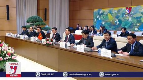 Chủ tịch Quốc hội hội kiến Thủ tướng New Zealand 