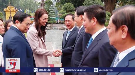 Lễ đón Thủ tướng New Zealand thăm chính thức Việt Nam