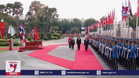 Lễ đón Chủ tịch nước và Phu nhân thăm chính thức Vương quốc Thái Lan 