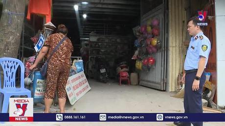 Yêu cầu cây xăng không bán lẻ bằng chai, lọ cho khách