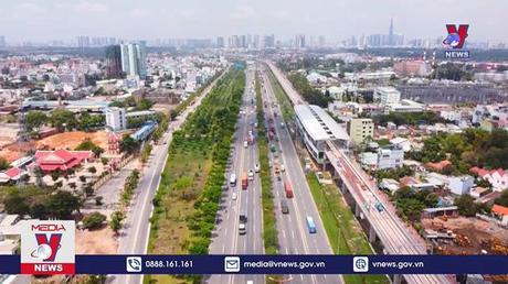 Cần đầu tư gần 12.000 xe buýt thân thiện môi trường