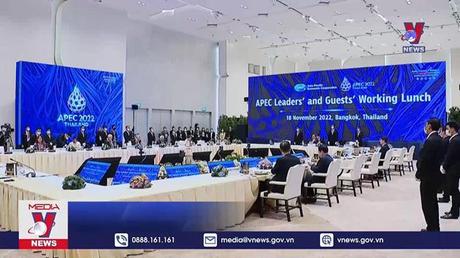Các Nhà Lãnh đạo APEC đối thoại với các Khách mời