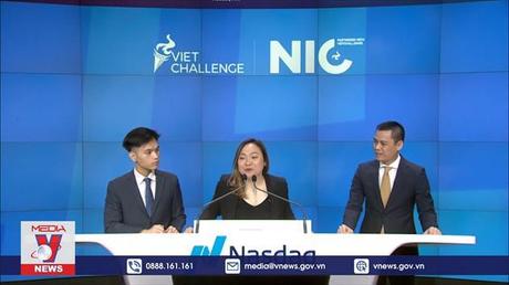 Đại sứ Việt Nam tại LHQ rung chuông tại sàn chứng khoán Nasdaq