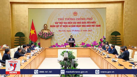 Thủ tướng gặp mặt các nhà giáo tiêu biểu