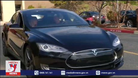 Tesla tiếp tục thu hồi hàng trăm nghìn xe tại Mỹ