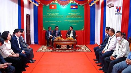 Bản tin tiếng Trung ngày 22/11/2022