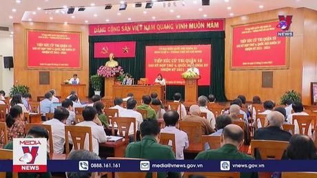 Chủ tịch nước tiếp xúc cử tri Quận 10, TP. HCM