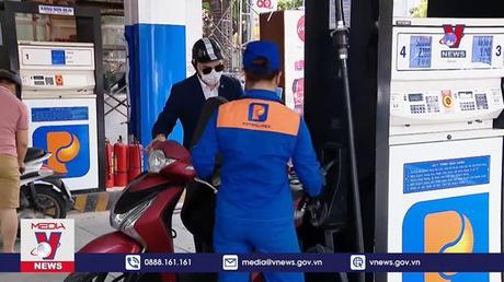 Linh hoạt điều chỉnh thuế trước biến động giá xăng dầu 