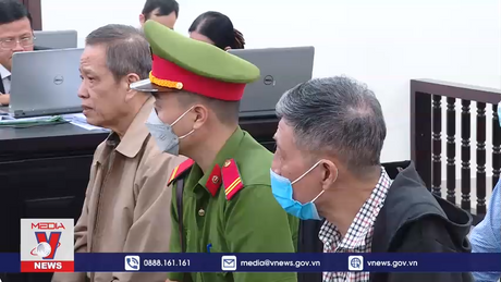 Tranh luận tại phiên xử cựu Thứ trưởng Bộ Y tế Cao Minh Quang